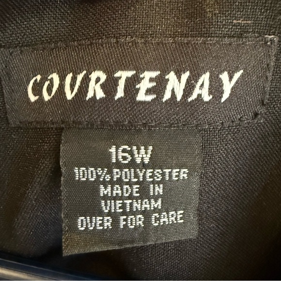 Courtenay Black and Brown Checkered Blazer for Fall - Picture 4 of 5